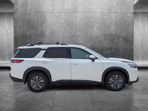 2023 Nissan Pathfinder SV FWD