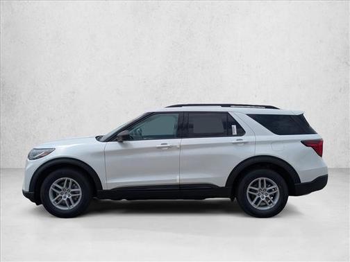 Star White Metallic Tri-Coat 2026 Ford Explorer Active w/200A Pkg