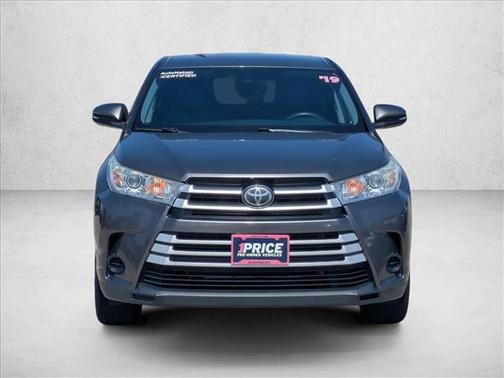Predawn Gray Mica 2019 Toyota Highlander LE I4