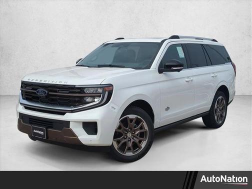 Star White Metallic Tri-Coat 2026 Ford Expedition King Ranch