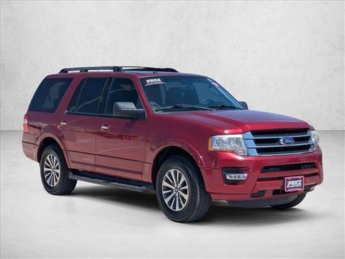 Ruby Red Metallic Tinted Clearcoat 2017 Ford Expedition XLT