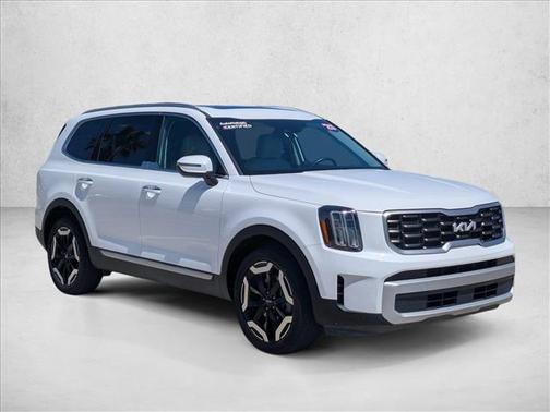 Glacial White Pearl 2025 Kia Telluride S