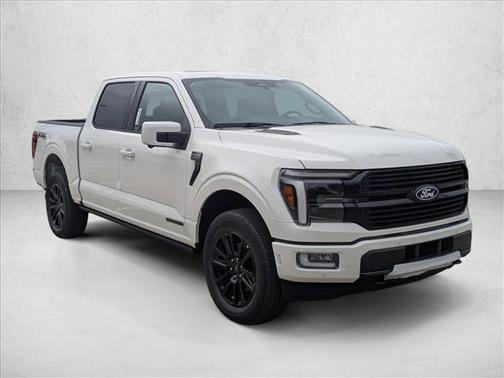 Star White Metallic Tri-Coat 2026 Ford F-150 Platinum