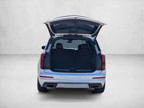 2021 Cadillac XT6 Luxury FWD
