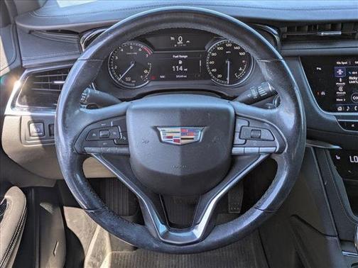 2021 Cadillac XT6 Luxury FWD
