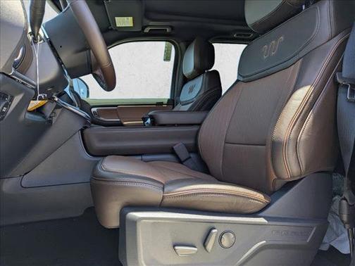 Space Silver Metallic 2026 Ford Expedition King Ranch