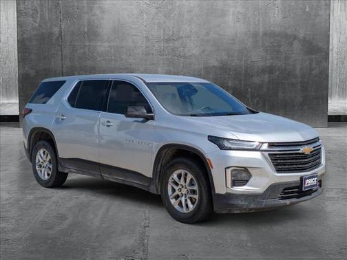 2022 Chevrolet Traverse LS