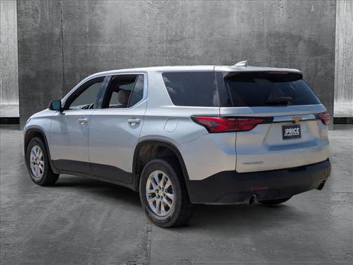 2022 Chevrolet Traverse LS