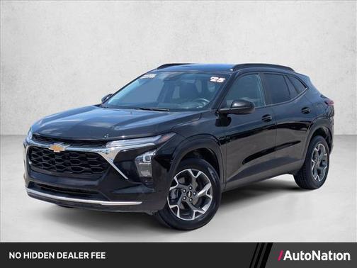 Mosaic Black Metallic 2025 Chevrolet Trax LT