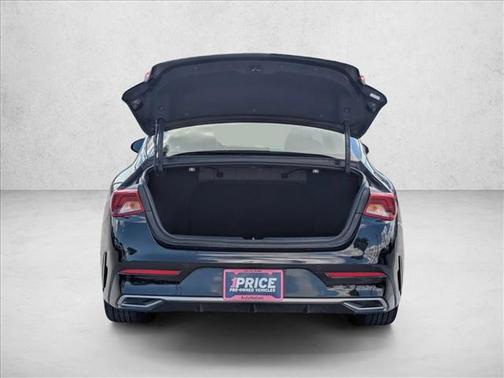 2023 Kia K5 EX
