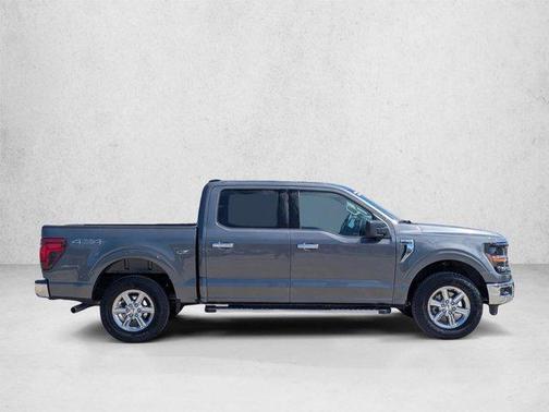 Iconic Silver Metallic 2025 Ford F-150 XLT