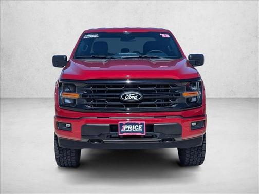 Rapid Red Metallic Tinted Clearcoat 2025 Ford F-150 XLT