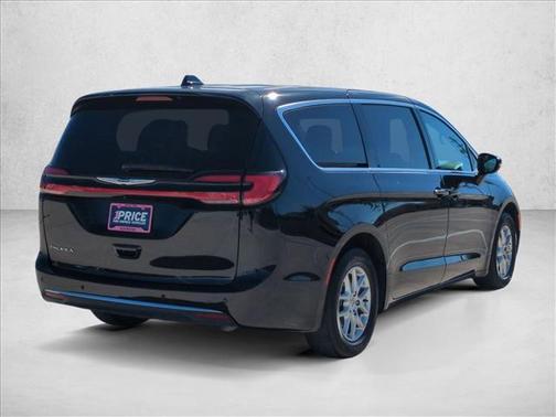 2025 Chrysler Pacifica L