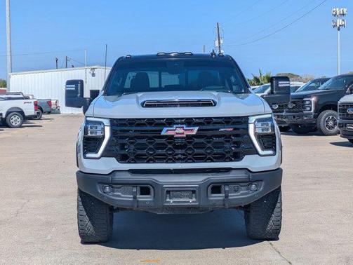 2025 Chevrolet Silverado 2500 4WD Crew Cab Standard Bed ZR2