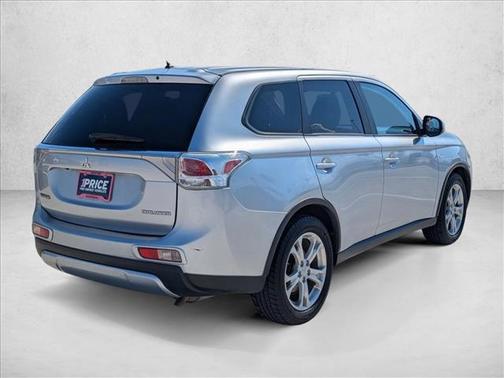 2015 Mitsubishi Outlander SE