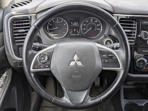 2015 Mitsubishi Outlander SE