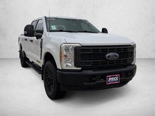 Oxford White 2023 Ford F-250 XL