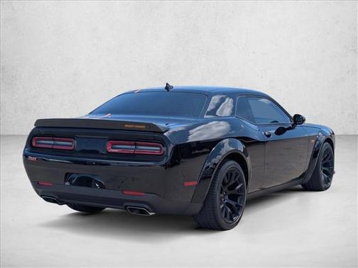 Pitch Black Clearcoat 2023 Dodge Challenger R/T Scat Pack Widebody
