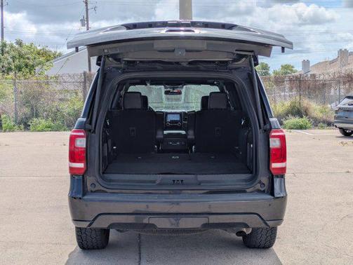 Agate Black Metallic 2021 Ford Expedition XLT