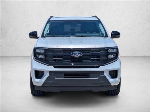 Space Silver Metallic 2026 Ford Expedition Max Active 4x2