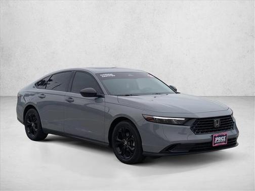 Urban Gray Pearl 2025 Honda Accord SE
