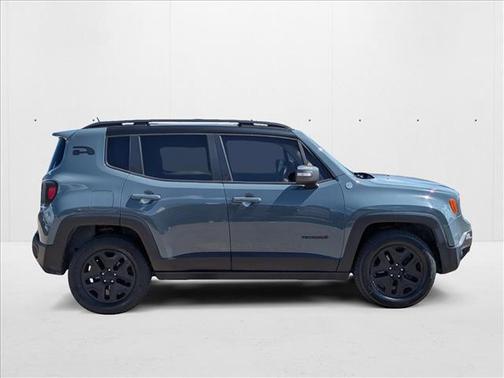 2017 Jeep Renegade Trailhawk