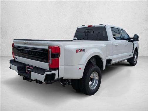 2026 Ford F-350 Platinum