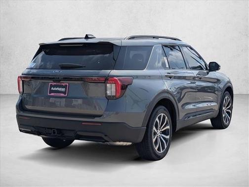 Carbonized Gray Metallic 2026 Ford Explorer ST-Line