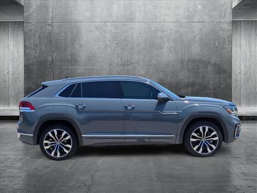 2022 Volkswagen Atlas Cross Sport 3.6L V6 SEL Premium R-Line