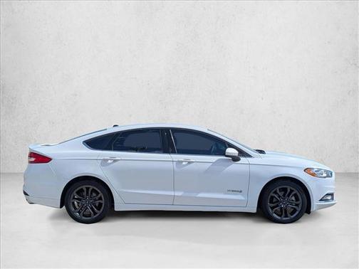 2018 Ford Fusion Hybrid SE