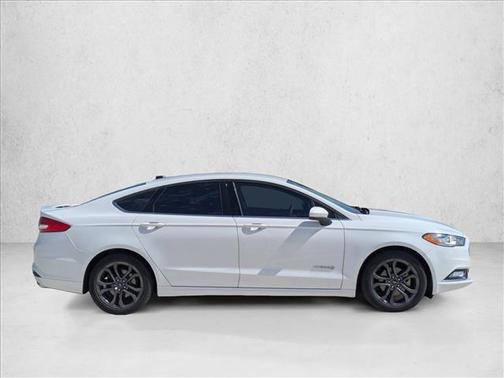 2018 Ford Fusion Hybrid SE