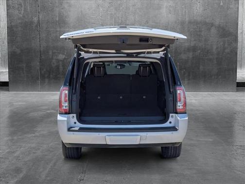 2018 GMC Yukon XL SLT