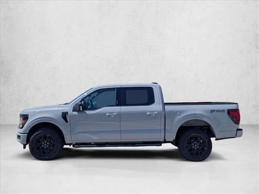 Avalanche 2026 Ford F-150 XLT