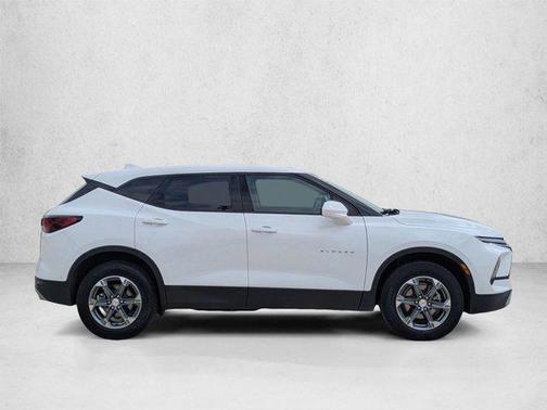 Summit White 2025 Chevrolet Blazer 2LT