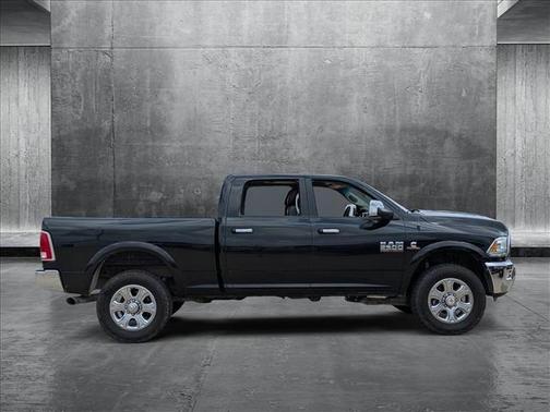 2018 RAM 2500 Laramie Crew Cab 4x4 6'4' Box