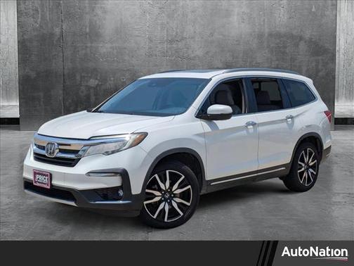 2019 Honda Pilot Touring 8-Passenger