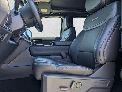 Glacier Gray Metallic Tri-Coat 2026 Ford Expedition Max Platinum