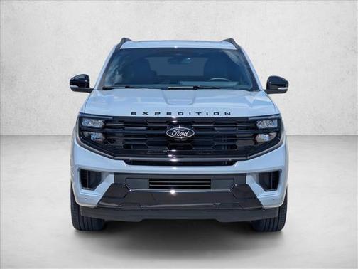 Glacier Gray Metallic Tri-Coat 2026 Ford Expedition Max Platinum