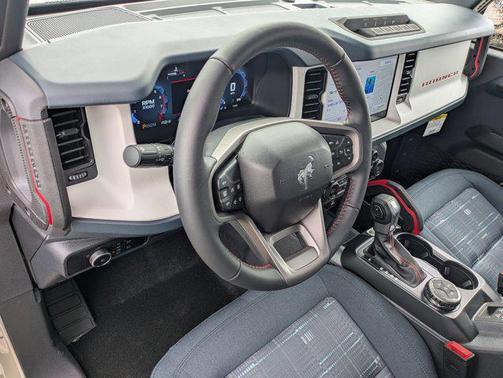 Desert Sand 2026 Ford Bronco Heritage Edition