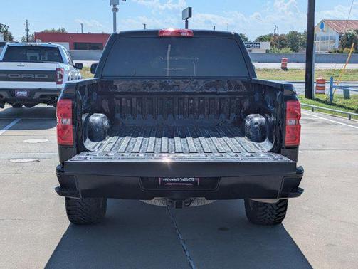 2018 Chevrolet Silverado 1500 Custom