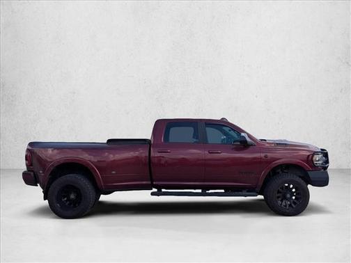 2020 RAM 3500 Laramie Crew Cab 4x4 8' Box