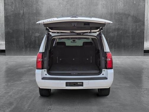 2018 Chevrolet Suburban LS