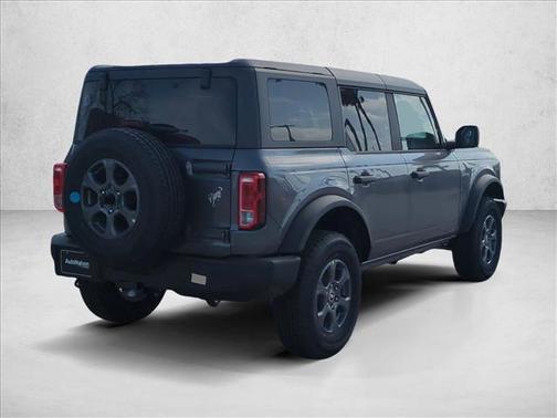 Carbonized Gray Metallic 2026 Ford Bronco Big Bend