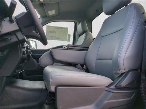 Agate Black Metallic 2026 Ford F-150 XL