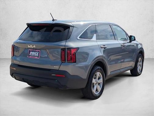 2023 Kia Sorento LX