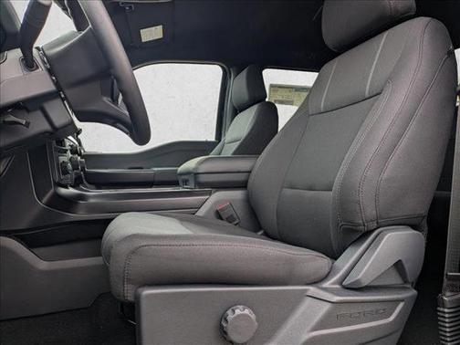 Agate Black Metallic 2026 Ford F-150 STX
