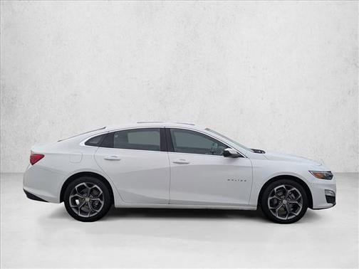 Summit White 2024 Chevrolet Malibu FWD 1LT