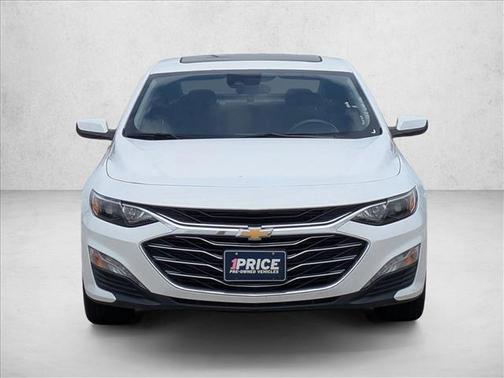 Summit White 2024 Chevrolet Malibu FWD 1LT