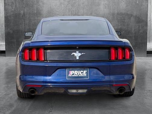 2016 Ford Mustang V6