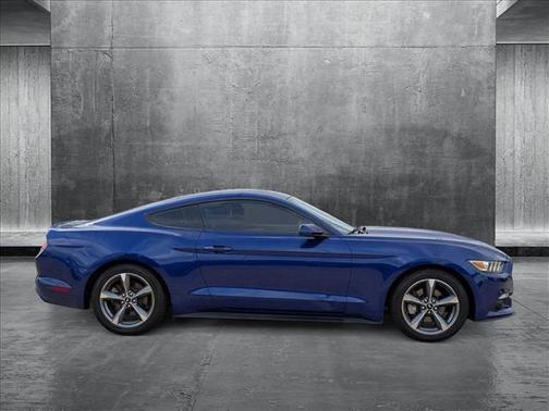 2016 Ford Mustang V6